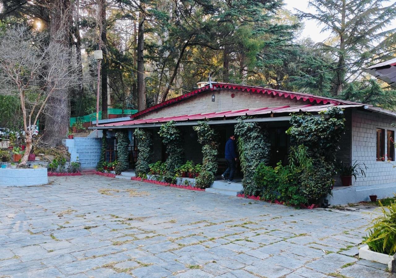 Chevron Rosemount Hotel Ranikhet Bagian luar foto