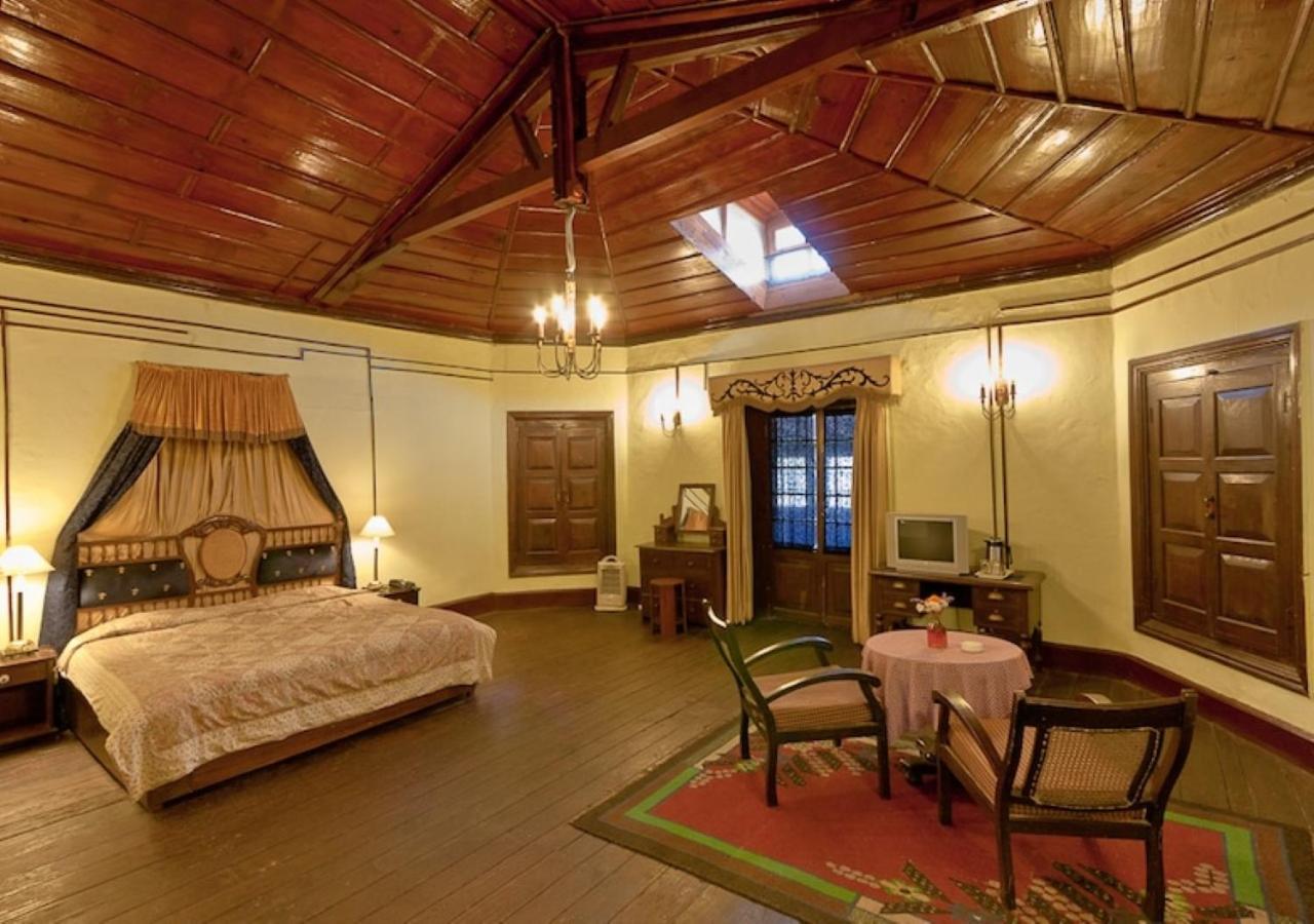 Chevron Rosemount Hotel Ranikhet Bagian luar foto