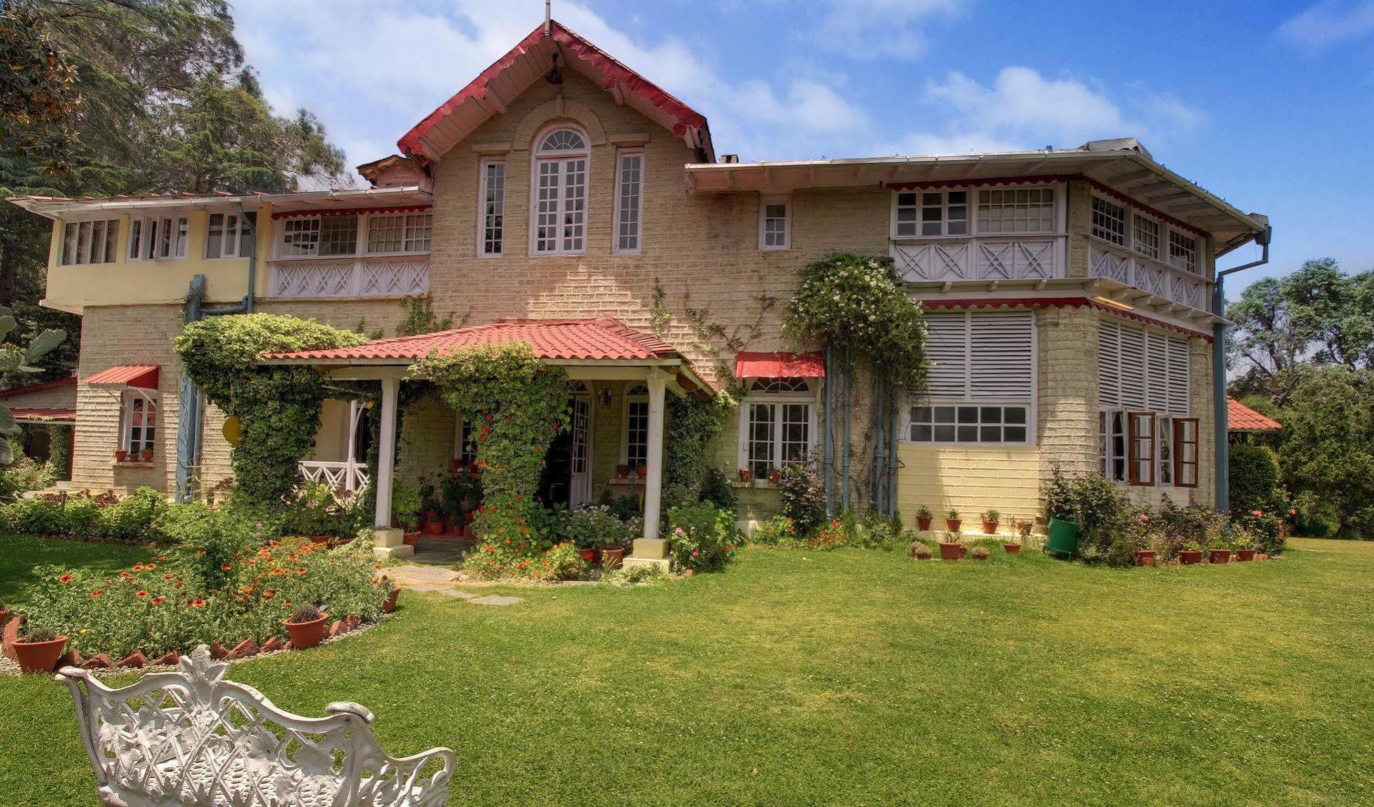 Chevron Rosemount Hotel Ranikhet Bagian luar foto